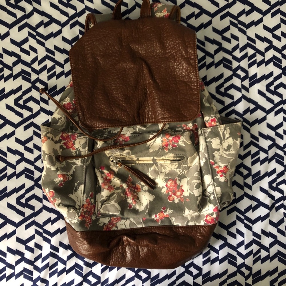 Aeropostale floral Saddle backpack
